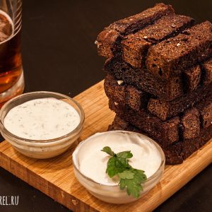 Гарлики (гренки) с чесноком и сыром