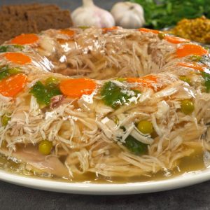 Холодец куриный с хреном